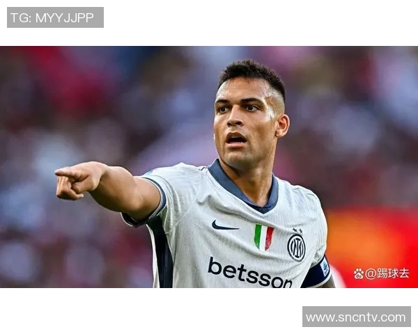 马丁内斯的传奇旅程：从足球场上的拼搏到人生的智慧分享