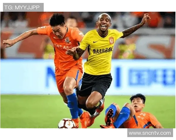 恒大与山东鲁能巅峰对决谁能在中超赛场再创辉煌